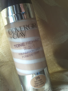 Covergirl & Olay 2 in 1 Foundation Review © A Mama's Corner of the World 