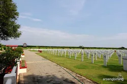 kubur orang pribumi ereveld ancol jakarta