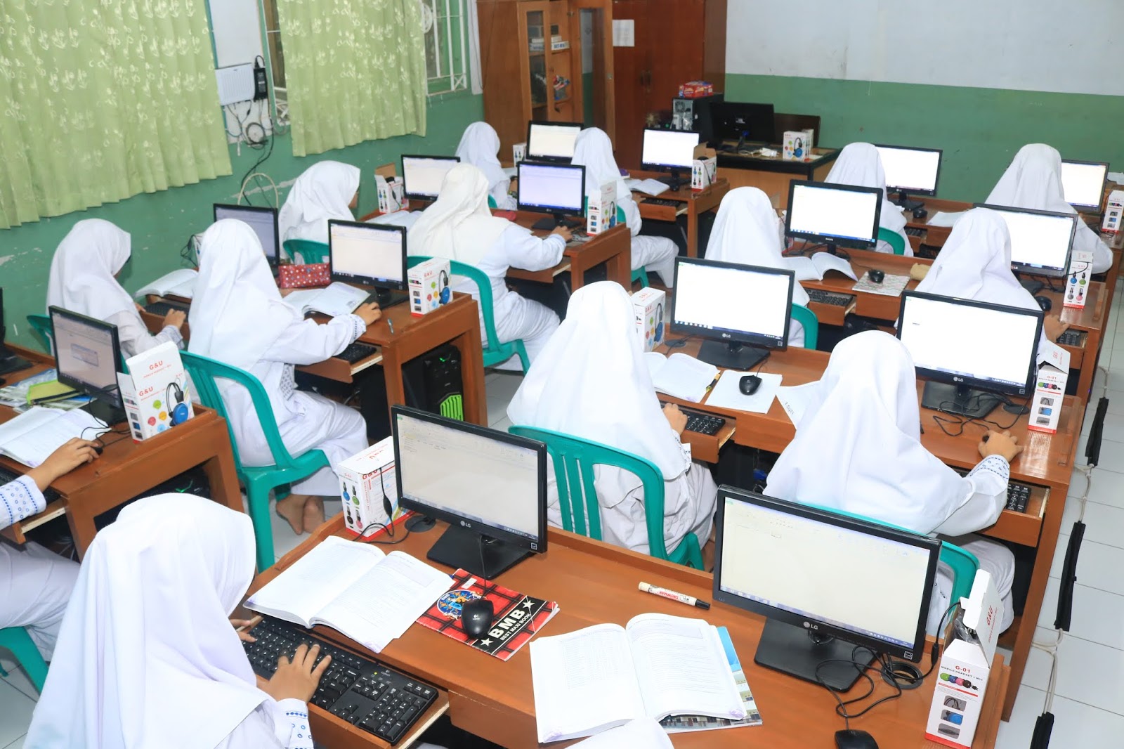 Gallery 2 PONDOK PESANTREN DARUL HASAN
