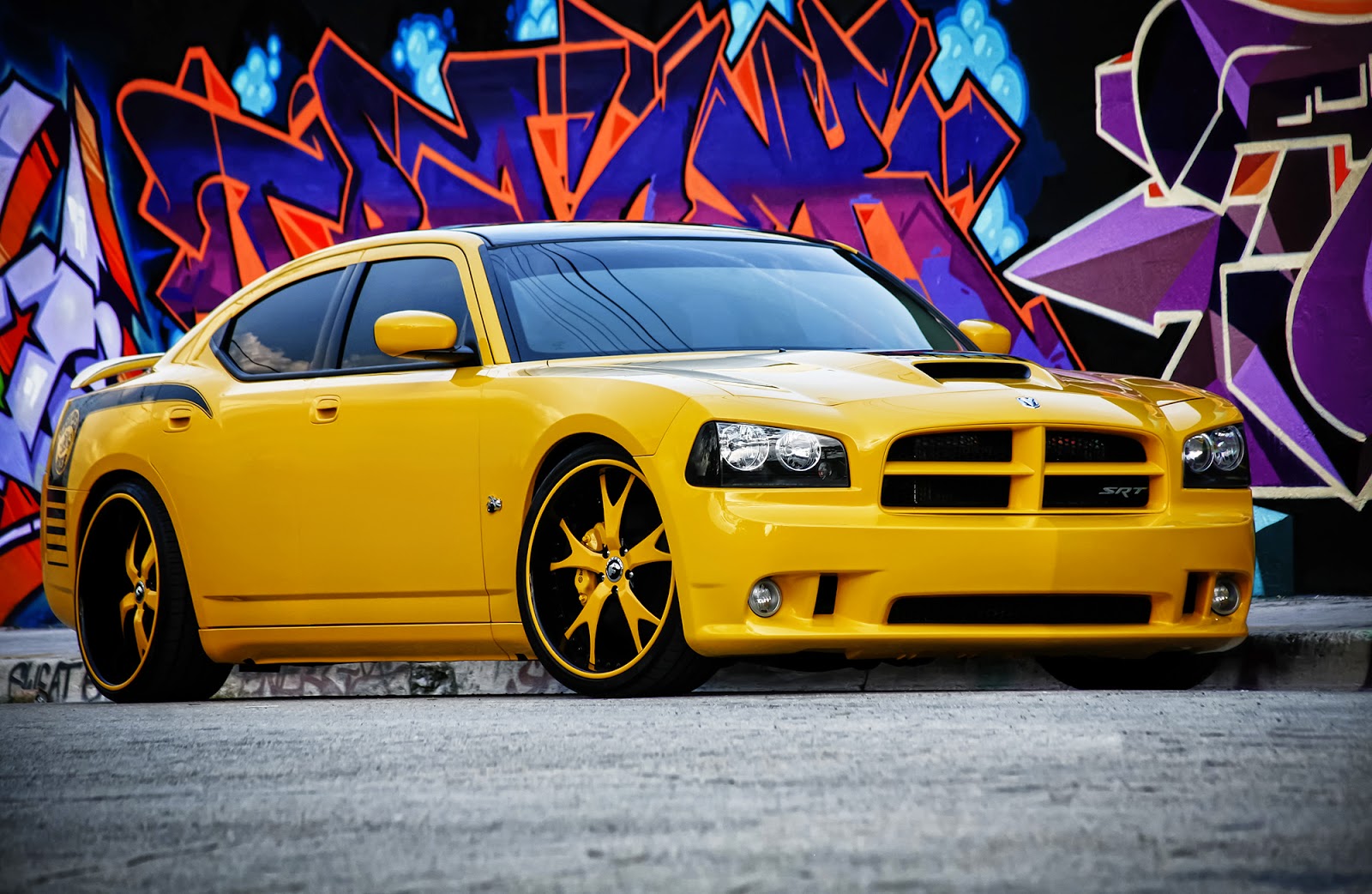 Dodge Charger srt8 super Bee