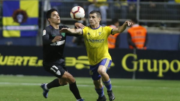 El Málaga saca un punto del Ramón de Carranza (1-1)