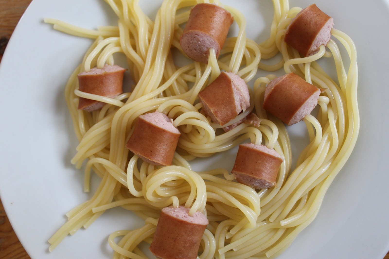 Kinder k che co spaghetti wurst 
