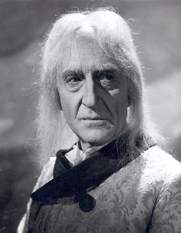 Scrooge Blog: Basil Rathbone as Scrooge (1954)