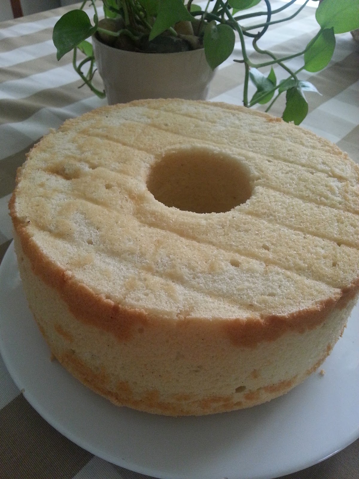 Vanilla Chiffon Cake