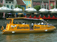 bumboaut, perjalanan sungai, menelusuri sungai singapore, naik perahu, tempat wisata di singapore, jalan jalan di singapore, singapura