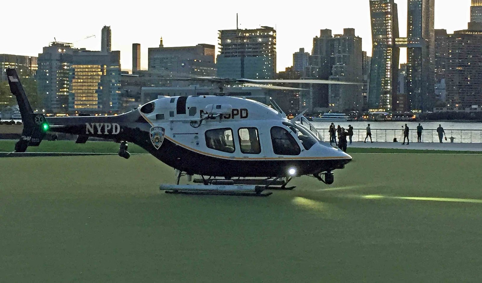 MAYOR USES NYPD HELICOPTER TO GET AROUND
