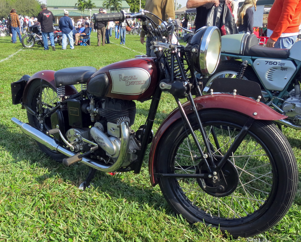 1939 Royal Enfield Model DC seen at Dania Beach show
