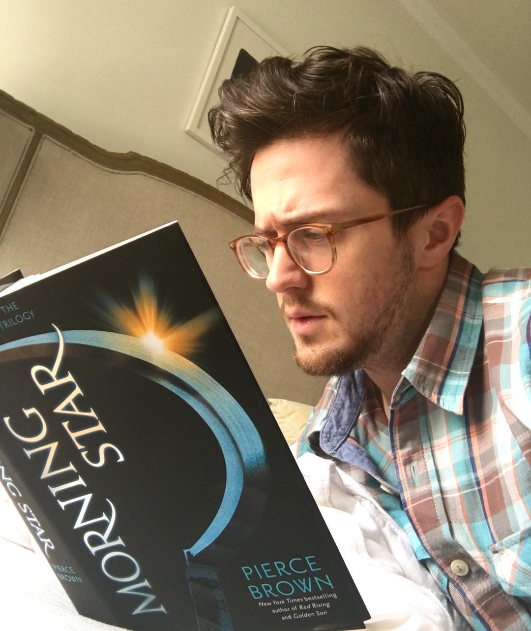 Pierce Brown Books Amazon Lyria of Lagalos Red Rising Wiki FANDOM
