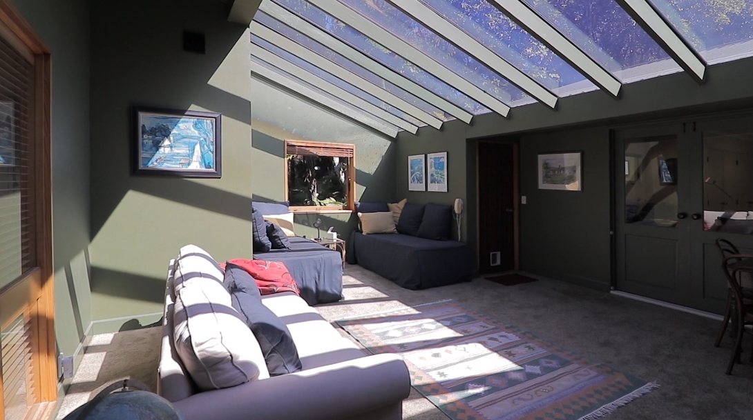 16 Interior Design Photos vs. 43 Mapara Rd, Acacia Bay, Taupo Luxury Home Tour