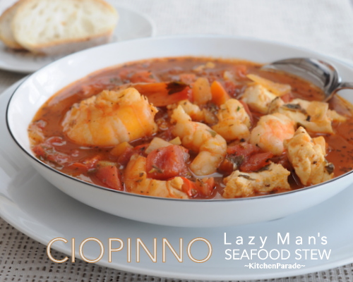 Lazy Man's Ciopinno ♥ KitchenParade.com, a simple but celebration-worthy stew packed with fresh fish and fresh shrimp in a light tomato-y broth. Low Carb. High Protein. Very Weight Watchers Friendly.