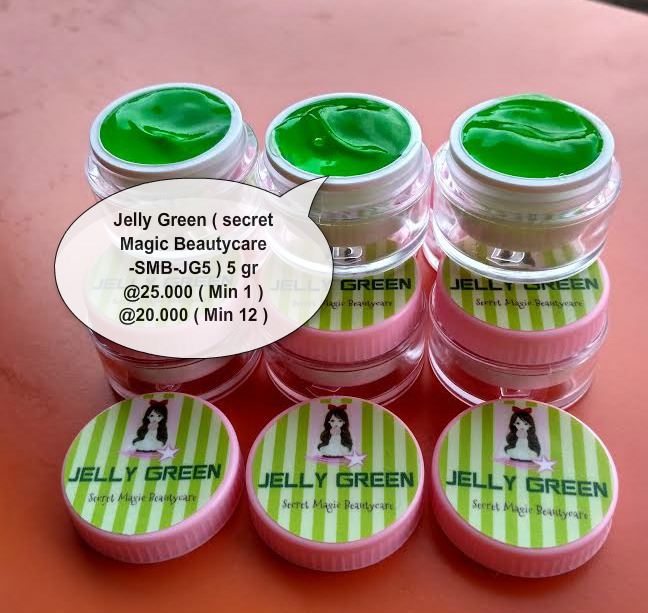 Green jelly. Jelly Green ремувер. Лак Jelly Green Tea. Зеленое желе. Green Jelly 333 Covers.