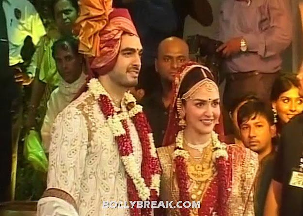 God bless this lovely couple. - (5) -  Esha Deol & Bharat Takhtani Wedding Pics