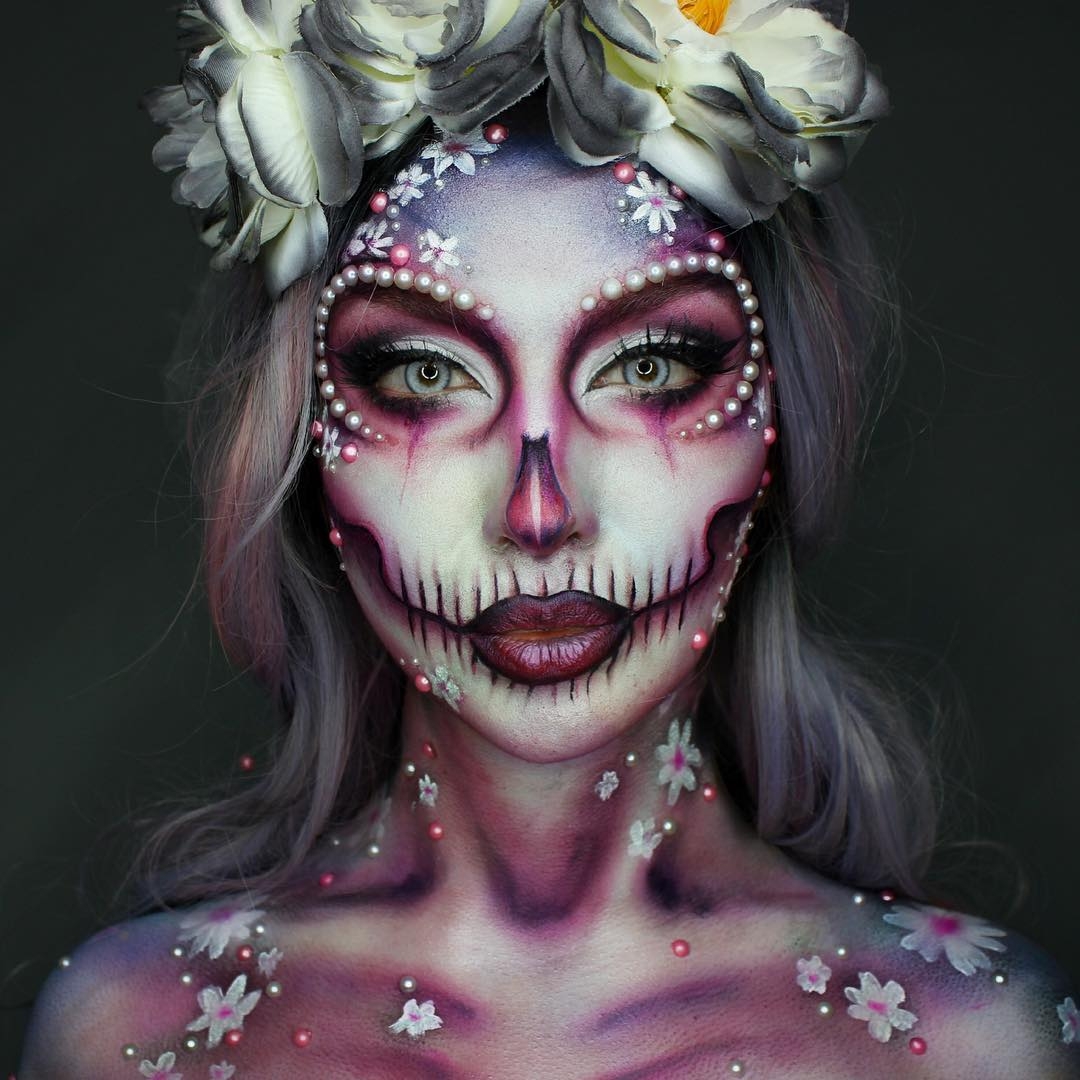 02-Flower-Skull-Ellie-H-M-aka-ellie35x-Facepaint-and-SFX-Makeup-Personalities-www-designstack-co