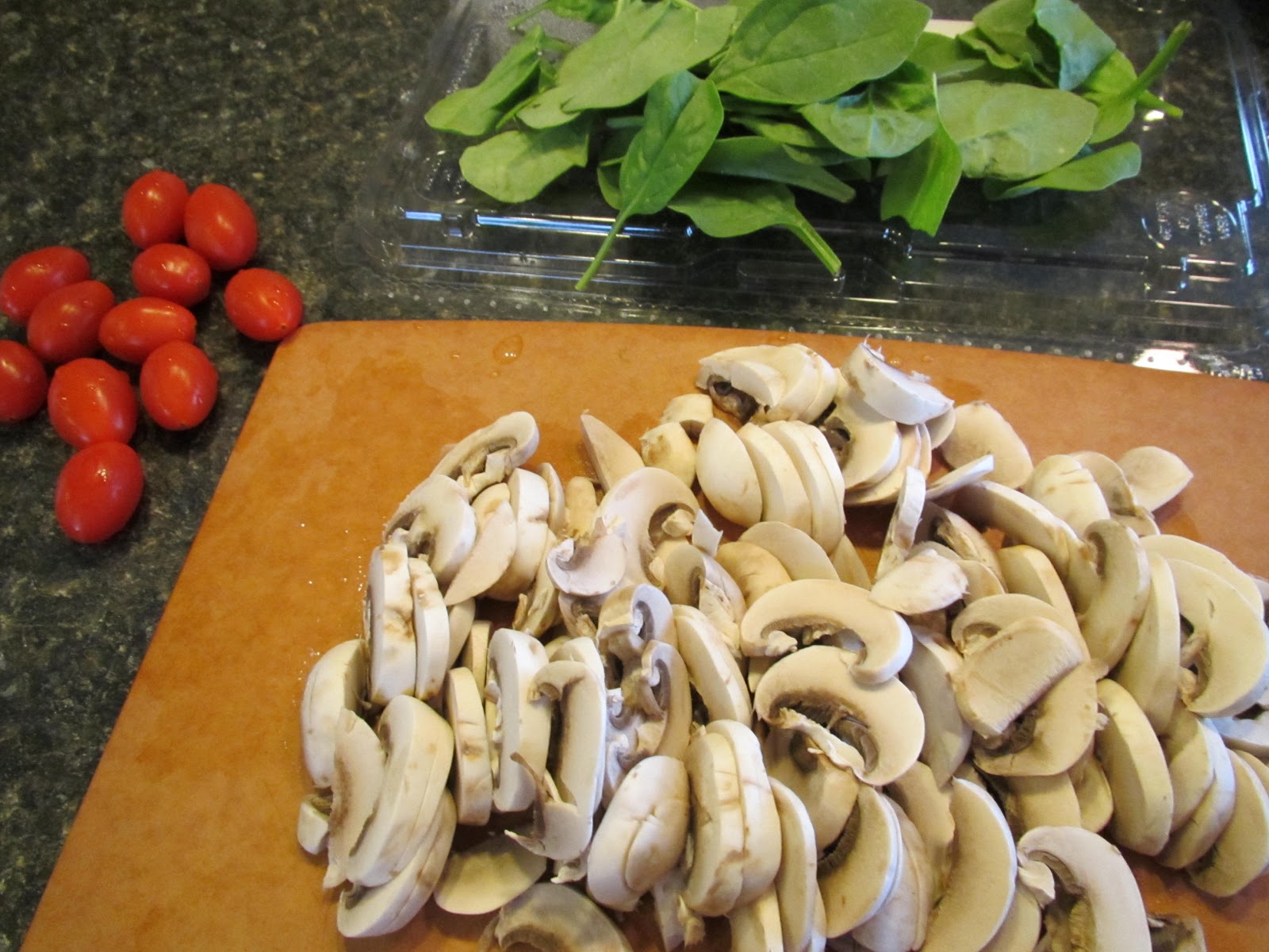 Successfully Gluten Free! Chicken, Spinach & Mushroom Florentine Pasta
