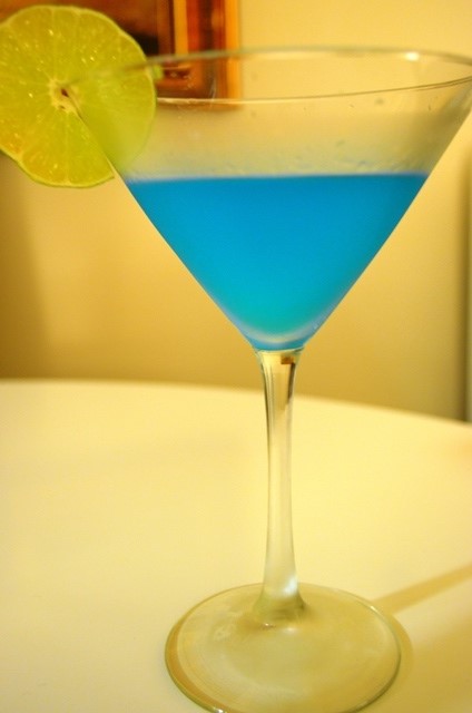 Beckabella Style: Blue Velvet Martini