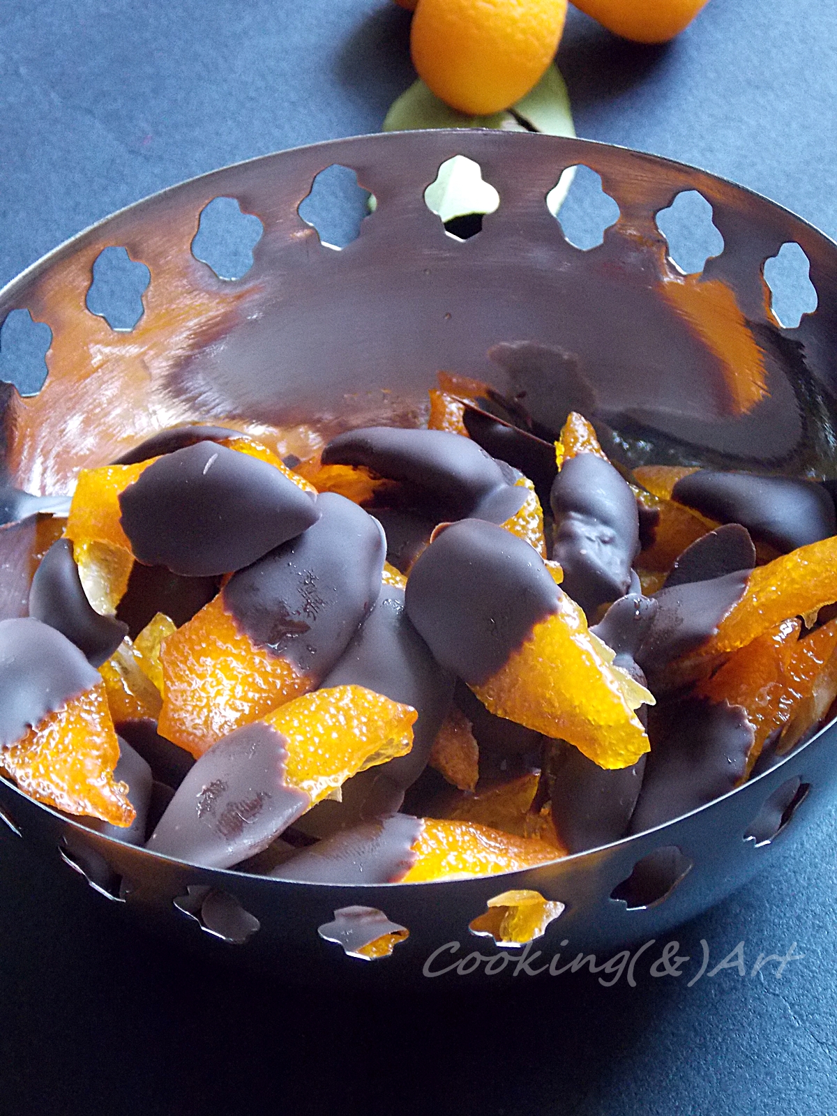 Σοκολατένια κουμκουάτ / Chocolate dipped kumquats Cooking & Art by