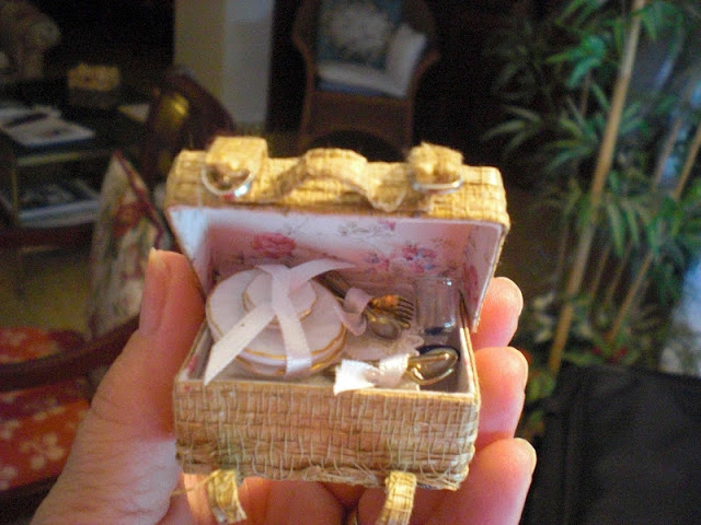 Sionchi.Mis Casitas de muñecas II: Otros muebles de ls Casita Blanca