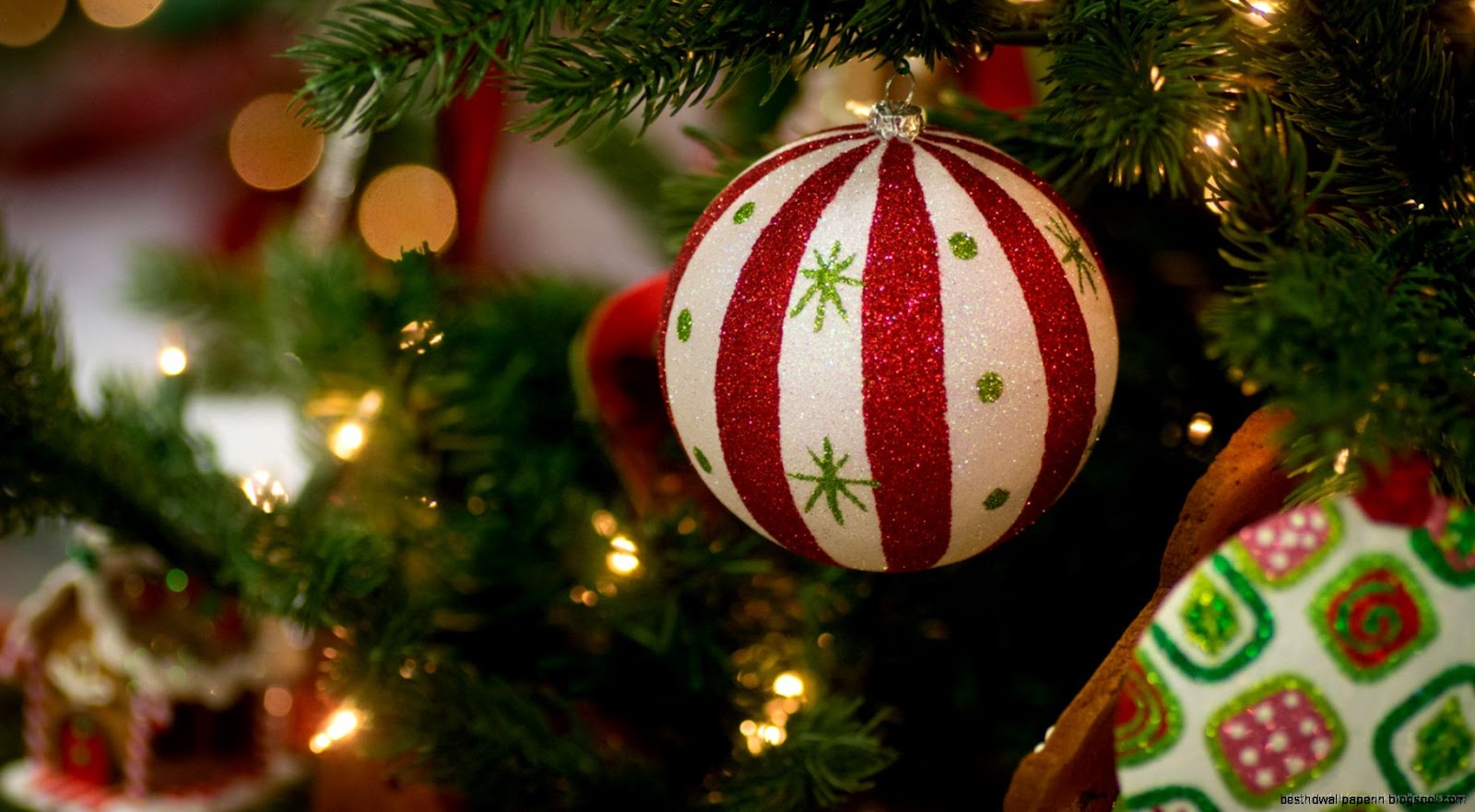 Beautiful Christmas Tree Ornaments