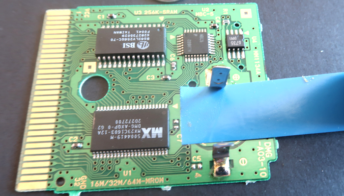 How to change a Game Boy game battery without soldering