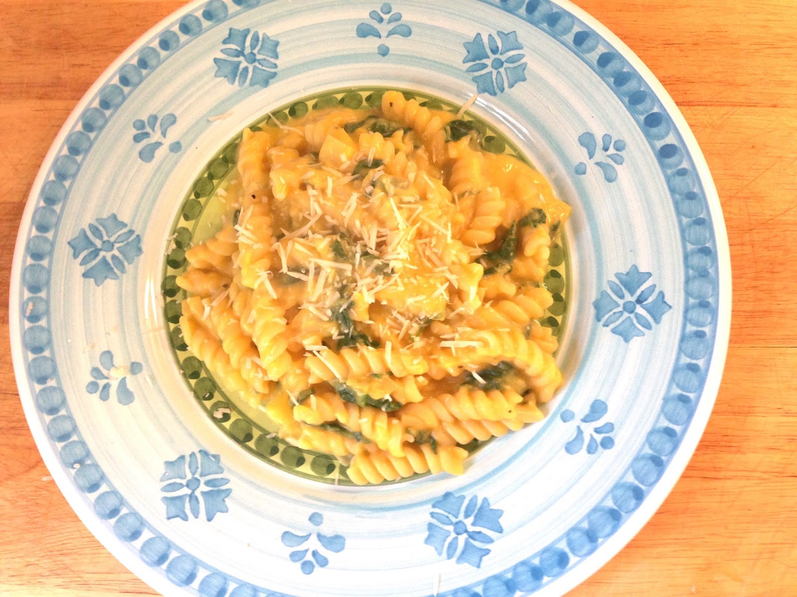 The Rare Knife: Pasta with Spinach and Butternut Squash Sauce