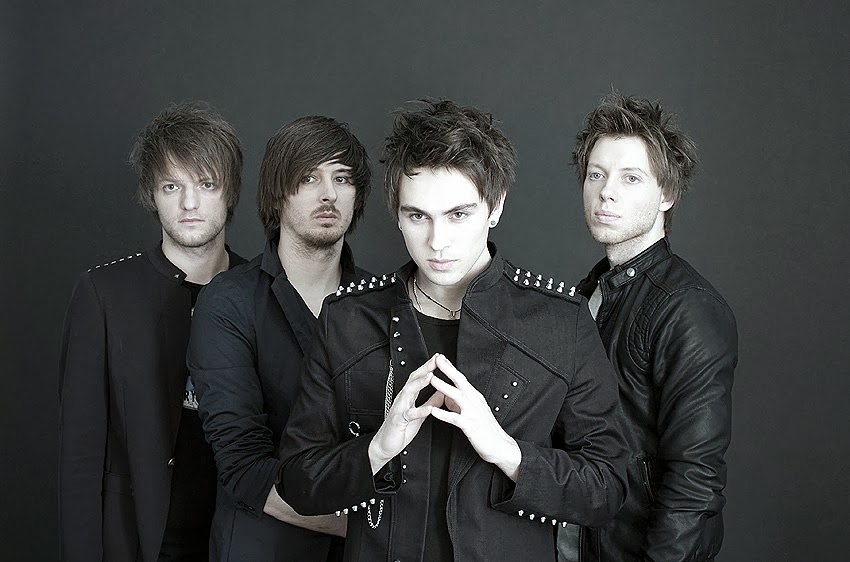 T1one фото певца. Оне ти. Оне ти. T1one солисты. Коля тиван.