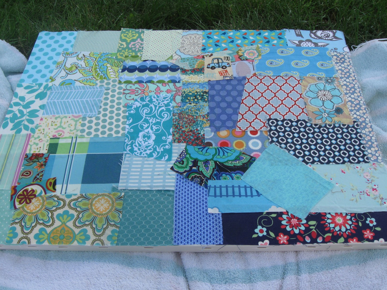 Decoupage Canvases {DIY}.