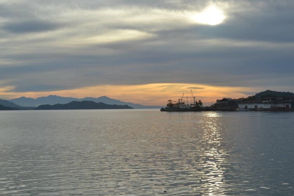 Syaifiani Nuraida TOLI TOLI BEACH
