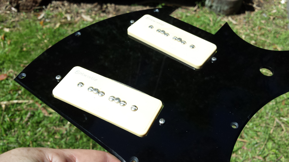 Guitar Kit Builder Ash Mosrite P90 Pickguard Mounts