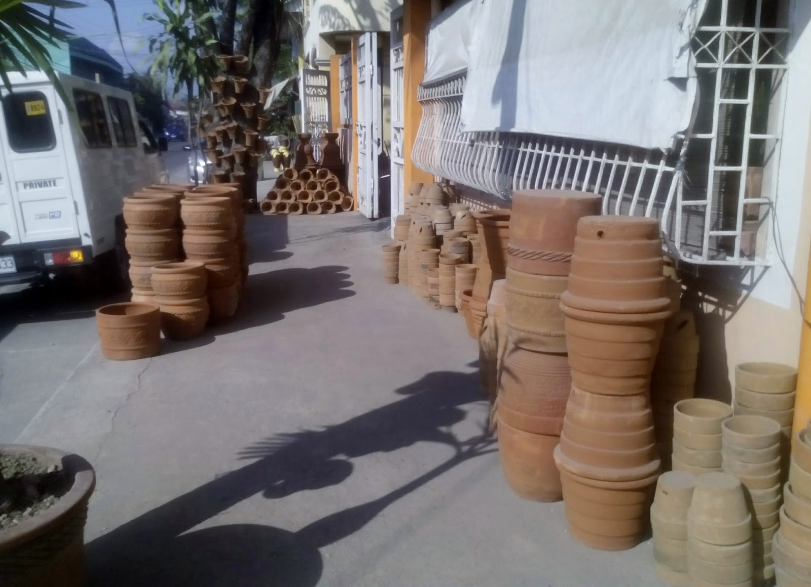 BUILDER'S JOURNAL Discover WORLDCLASS CLAY POTTERY PRODUCTS in San