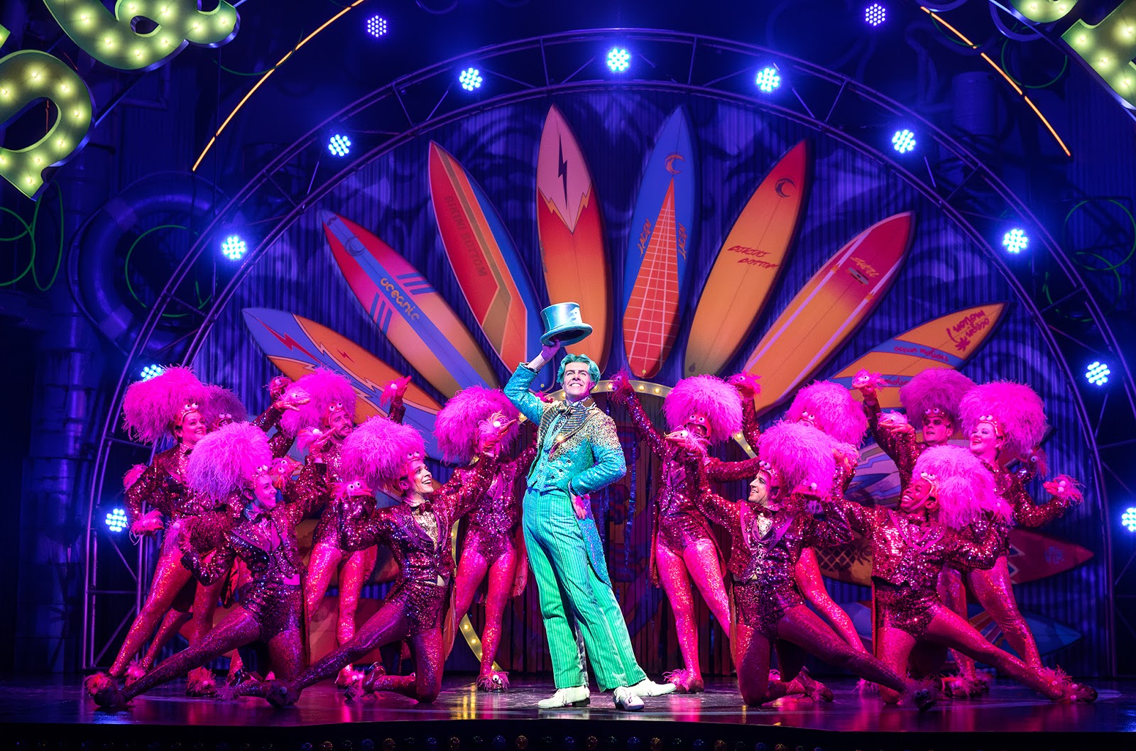 NickALive! Visit a Pineapple Under the Sea in New 'SpongeBob