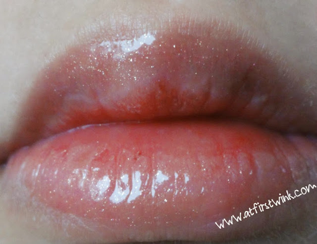 Majolica Majorca Rouge Majex PK338 on lips