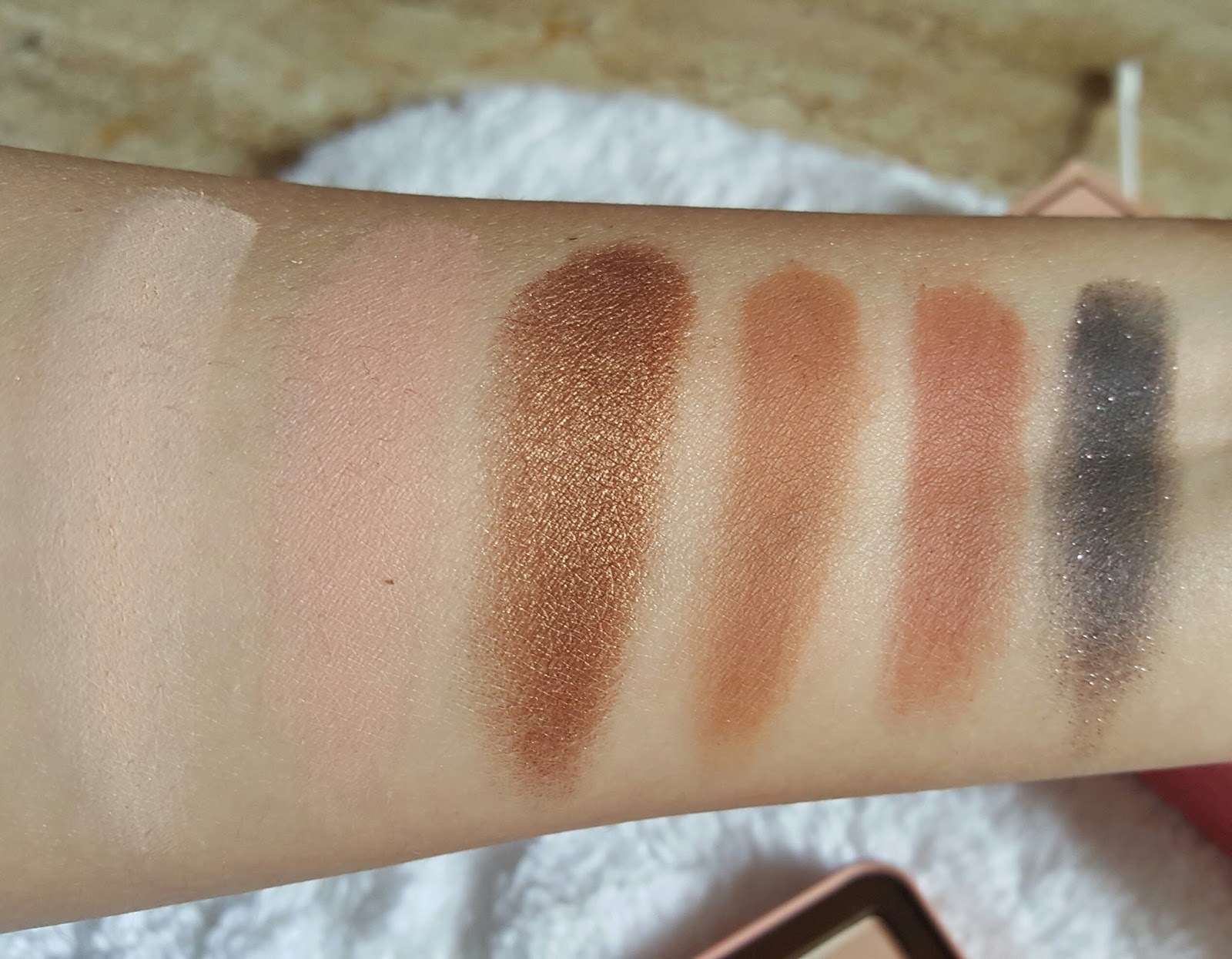 RIDZI MAKEUP TOO FACED SWEET PEACH EYESHADOW PALETTE REVIEW, SWATCHES