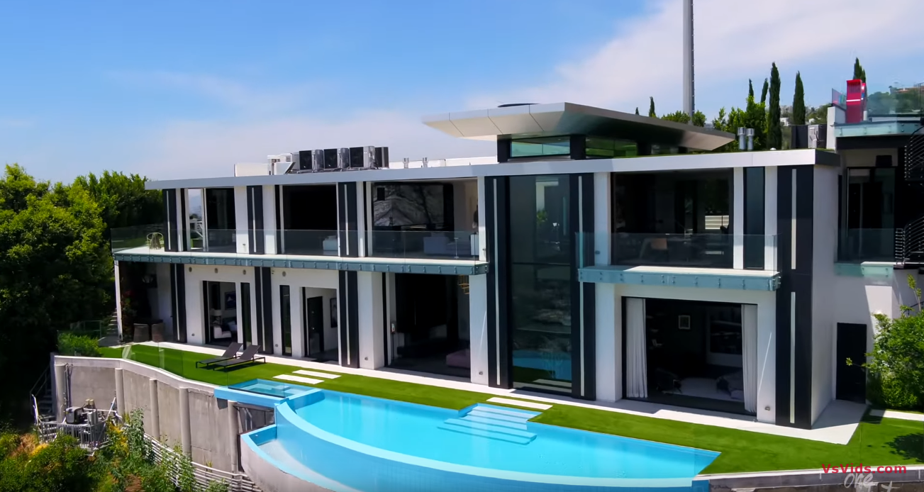 36 Photos vs. $22,500,000 | Holywood Hills Mega Mansion | Los Angeles - Luxury Home & Interior Design Tour 36 Photos vs. $22,500,000 | Holywood Hills Mega Mansion | Los Angeles - Luxury Home & Interior Design Tour