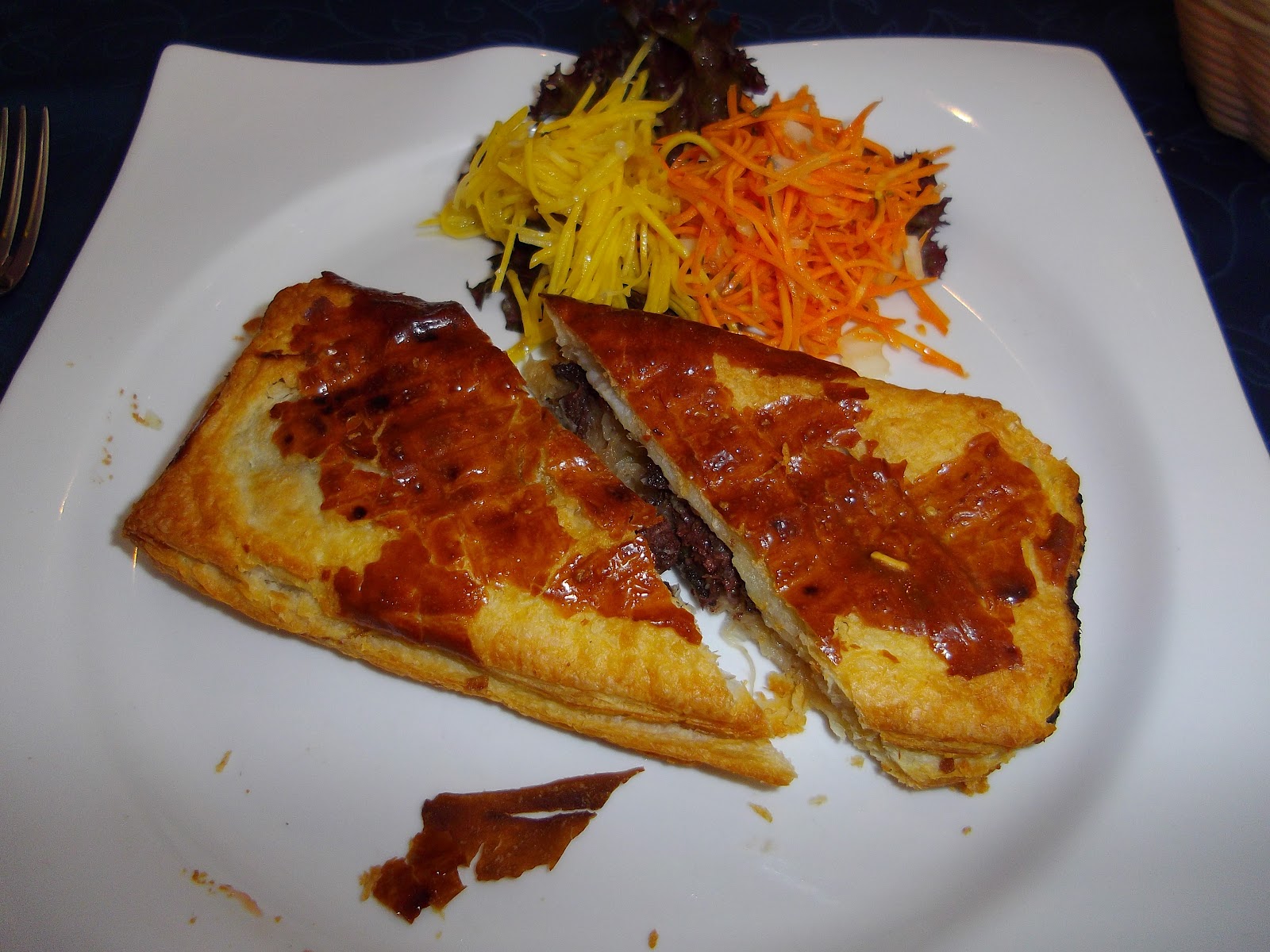 Eating out Restaurant "La Riviera" Diekirch, Luxembourg Life in Luxembourg