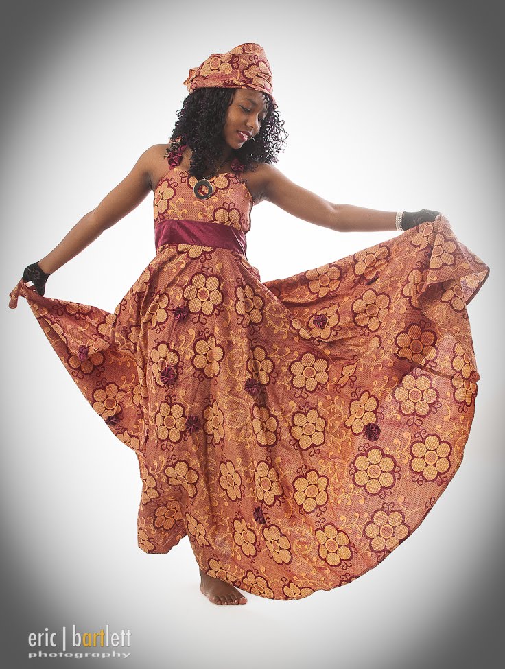 Eric Bartlett Photography Blog Zimbabwe Lady in Cultural Dress