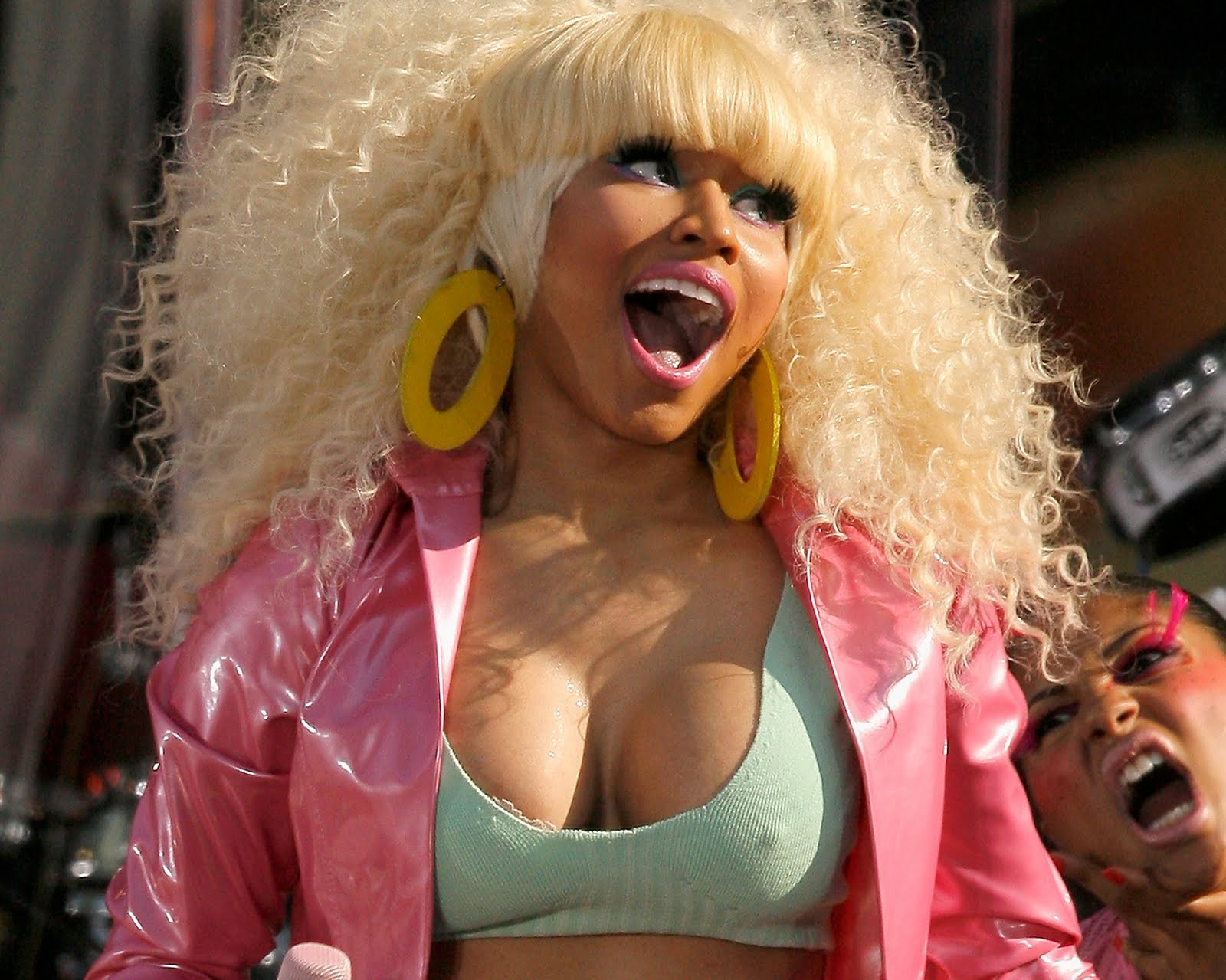 Nicki Minaj Tits 84