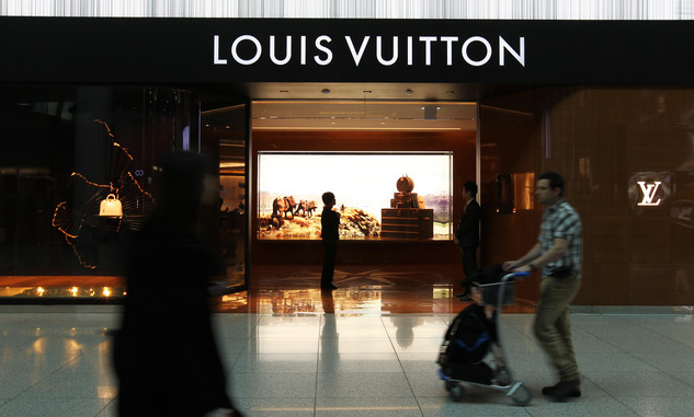 GOLDEN CHOICE by Lux Creative International: Top10 airports for shopping