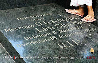 mausoleum og khouw jakarta