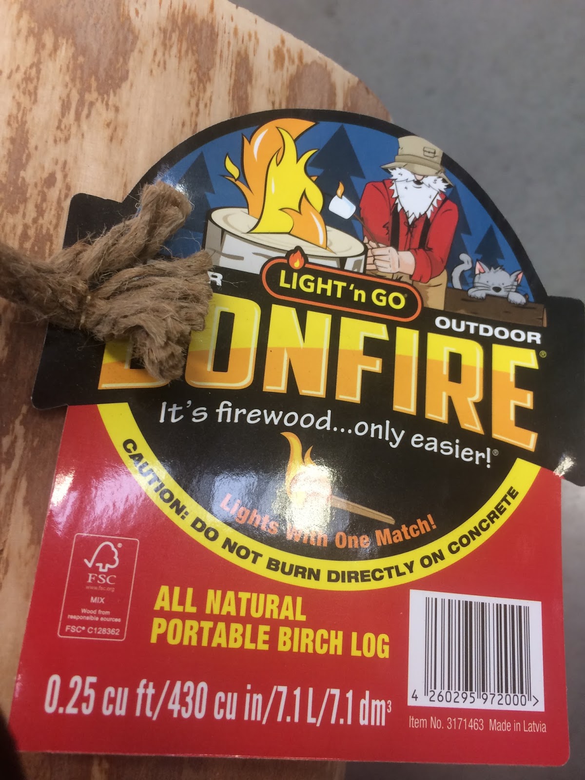 ApocalypseEquipped Review Light'n'Go bonfire log