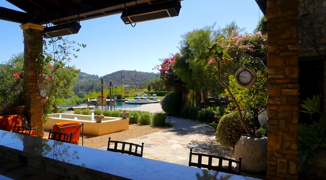 57 Photos vs. 23582 Park South St, Calabasas, CA Interior Design Luxury Mansion Tour