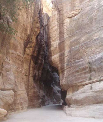 formacion de rocas sedimentarias en jordania