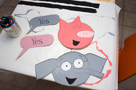 how to make elephant and piggie costume for Halloween (recycled cardboard + free!)