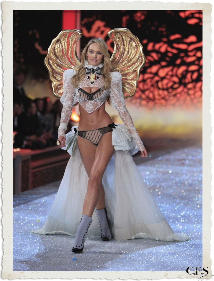 Candice Swanepoel VSFS 2011