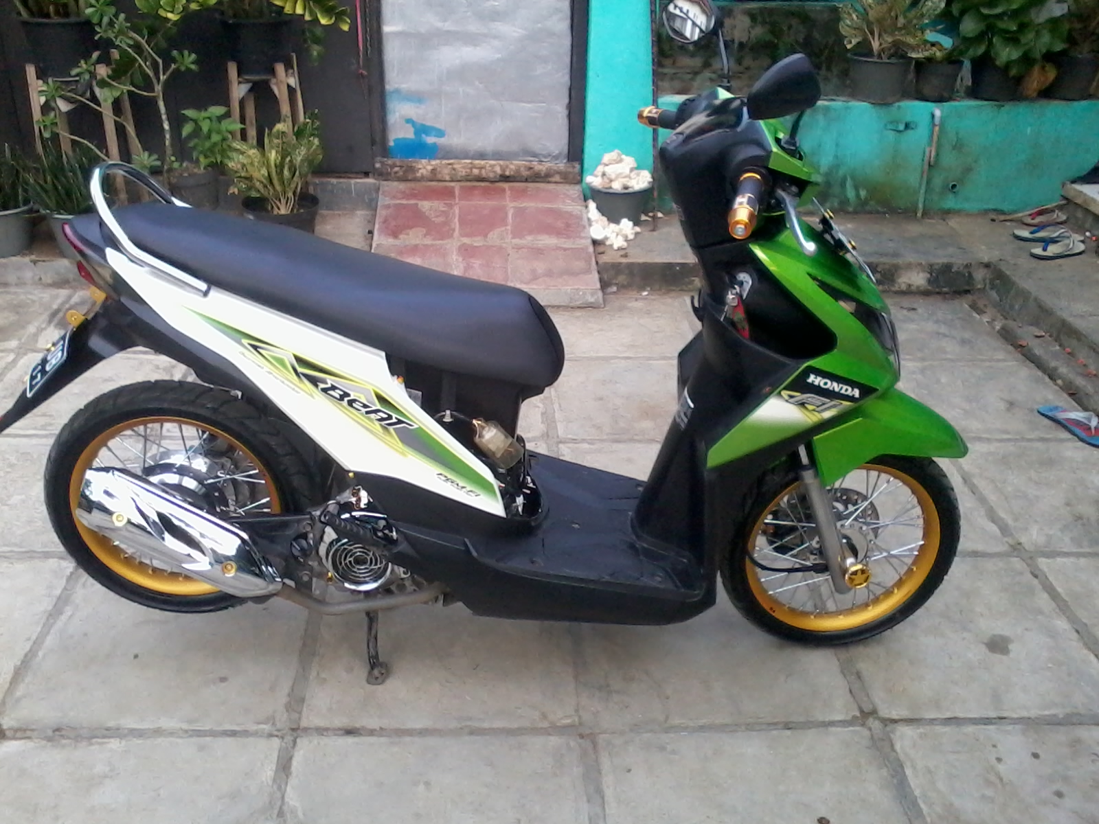 Automotive 75: Modifikasi Simpel Motor Beat PGM FI