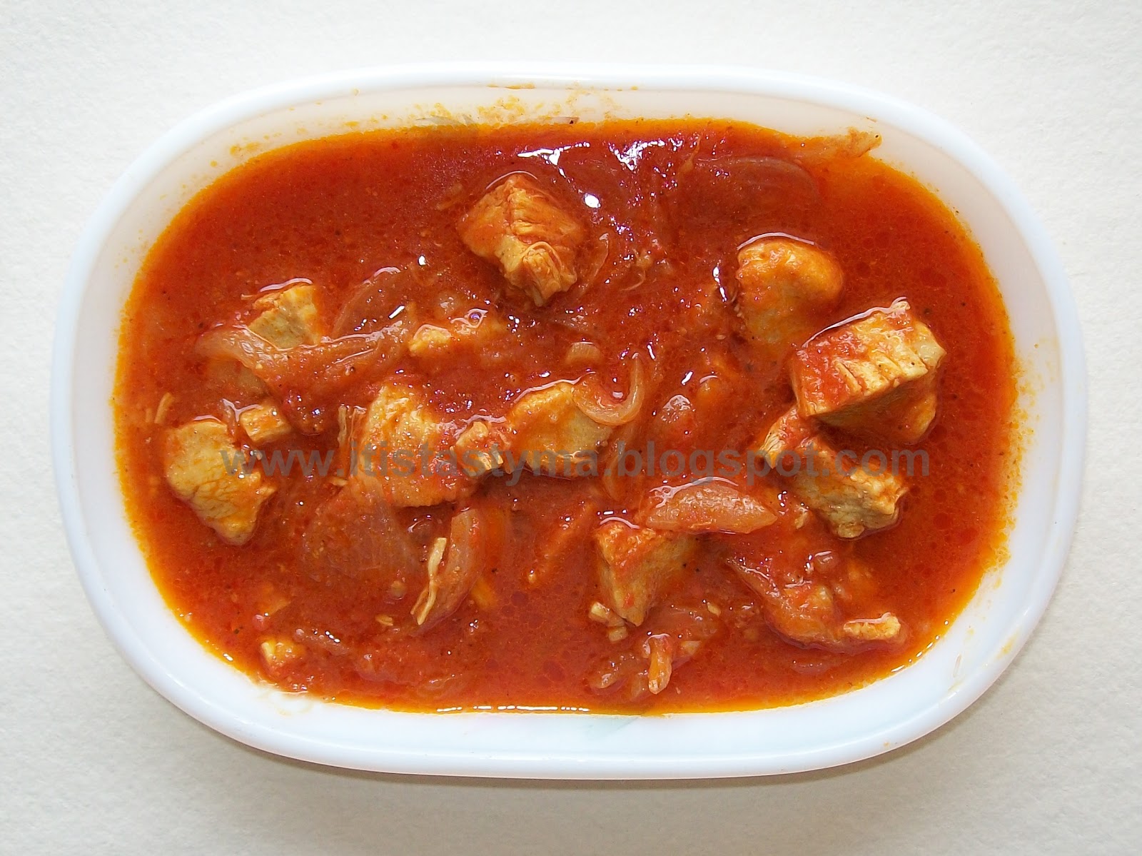 It is tasty ma! Chicken in Tomato Gravy