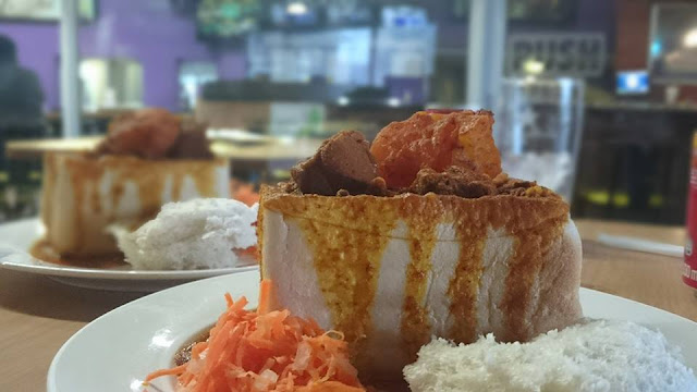 Hollywood Mutton Bunny Chow - Durban, Springfield Park Durban Hollywood Mutton Bunny Chow - Durban, Springfield Park Durban