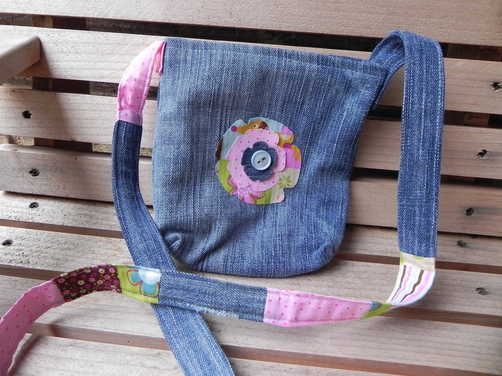 Shady Tree Diary {Little Girl Crossover Purse}