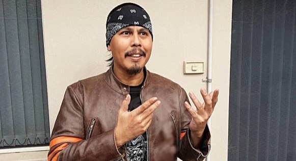 4 Aktivis Yang Banyak Berjasa Pada Rakyat Berbanding Ahli Politik Yang Hanya Muncul 5 Tahun Sekali 4 Aktivis Yang Banyak Berjasa Pada Rakyat Berbanding Ahli Politik Yang Hanya Muncul 5 Tahun Sekali