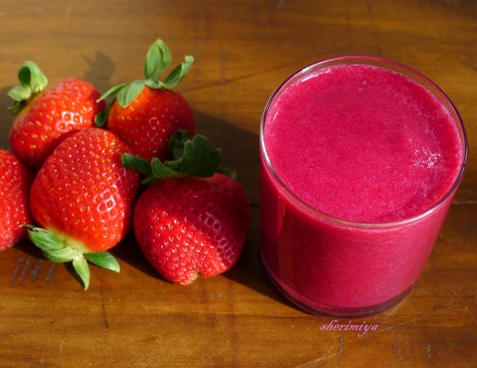 Happy Little Bento: Red Drink!