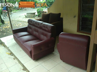 service sofa di bandung